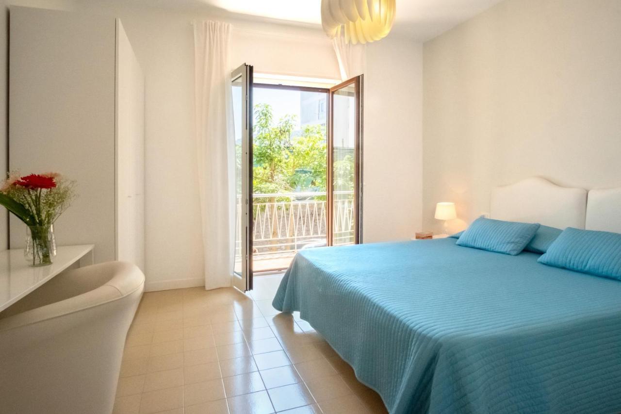 Bright House Apartment Sorrento Exterior foto