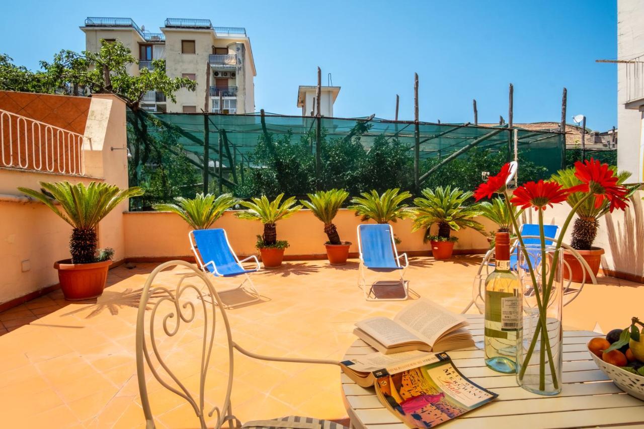 Bright House Apartment Sorrento Exterior foto